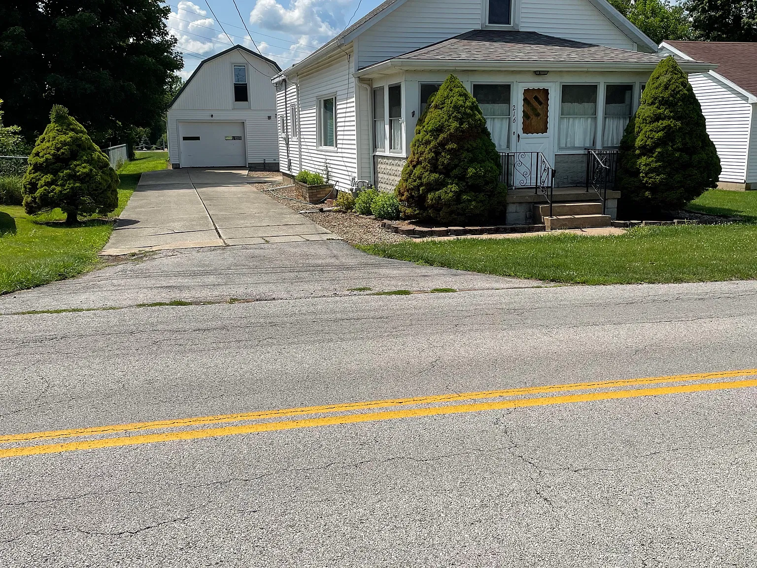216 Depot St — Photo 2