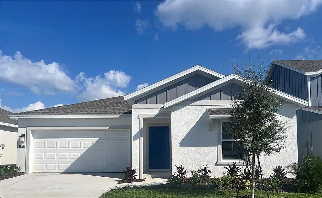 3 bed, 2.0 bath, 1542 sqft, $1,800 — Photo 1