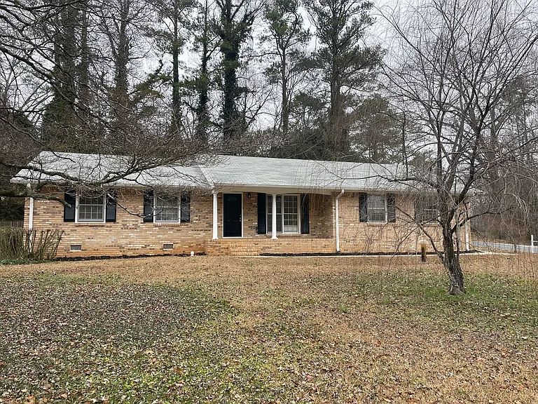 2902 Highbrook Ct — Photo 1