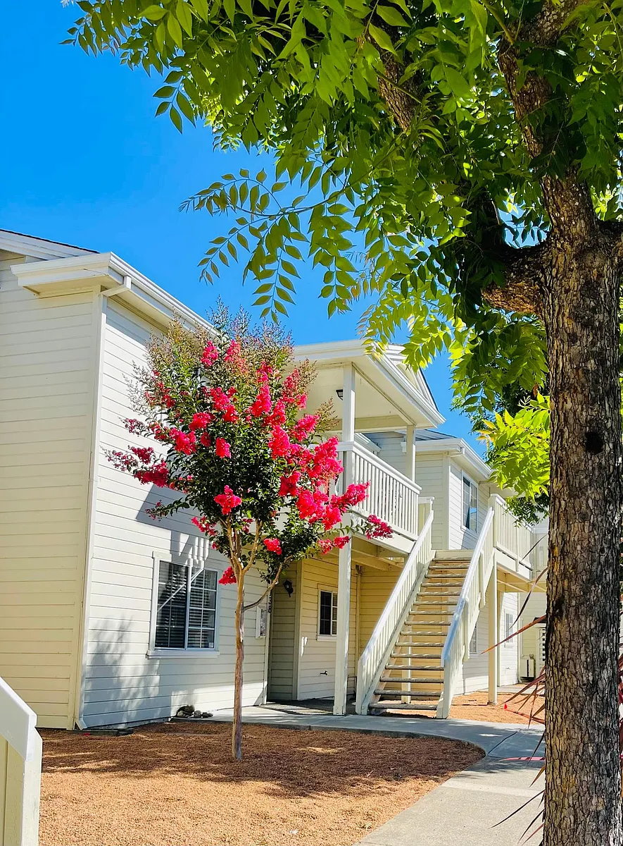 Building Photo - Sonoma Point Apartments