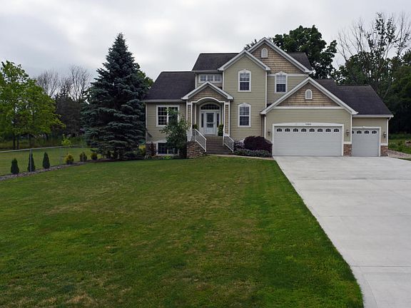 2nd image of 1080 Paw Paw Dr