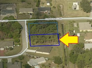 208 Barbarossa Rd NW, Palm Bay, FL 32907