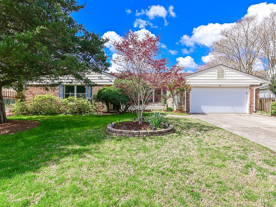 1st image of 401 King James Ct