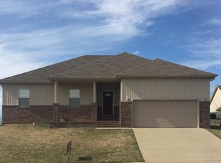 5101 N Mesa Dr, Ozark, MO 65721
