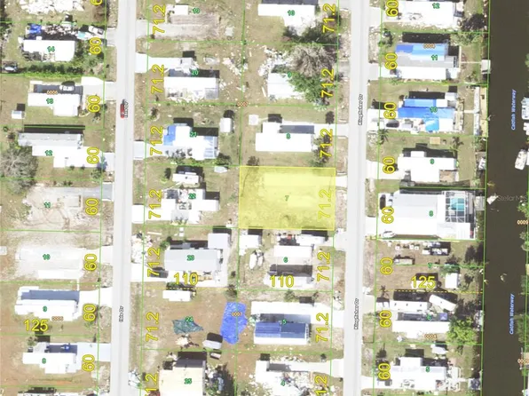 1420 Kingfisher Dr #7, Englewood, FL 34224