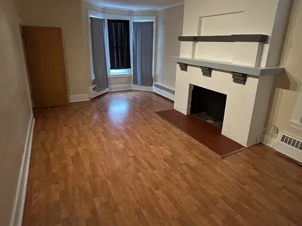 1214 S 7th St #C, Springfield, IL 62703