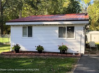 5049 Wedgewood Dr, Harrison, MI 48625