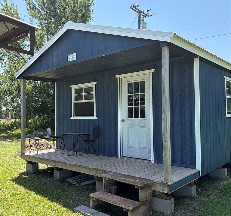 1st image of 101 4th St Lot 1