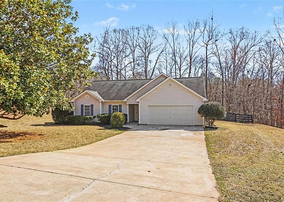 1st image of 40 Macedonia Woods Ct