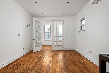 Rented by Rennit Inc.