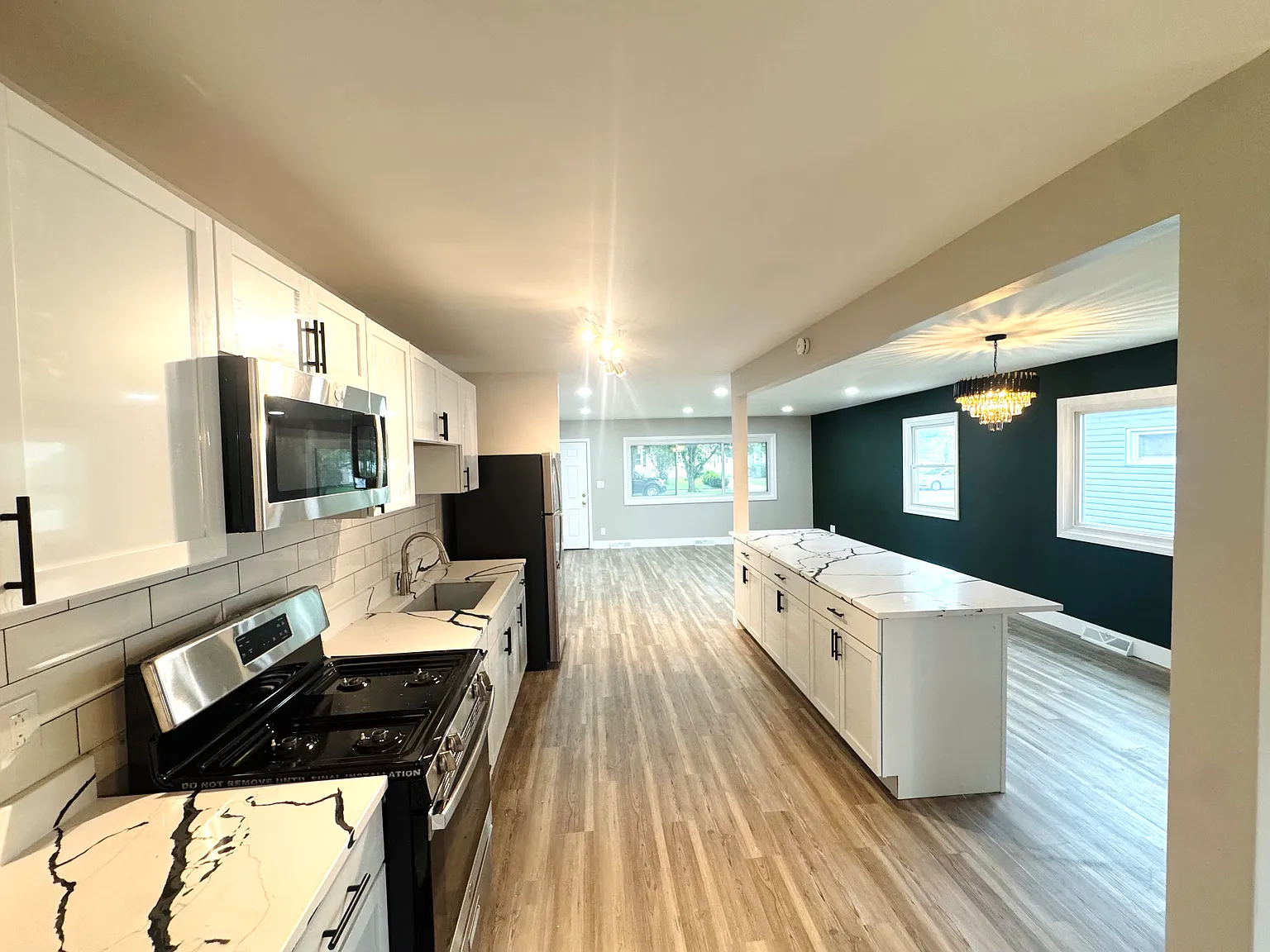4 bed, 1600 sqft, $2,550 — Photo 4