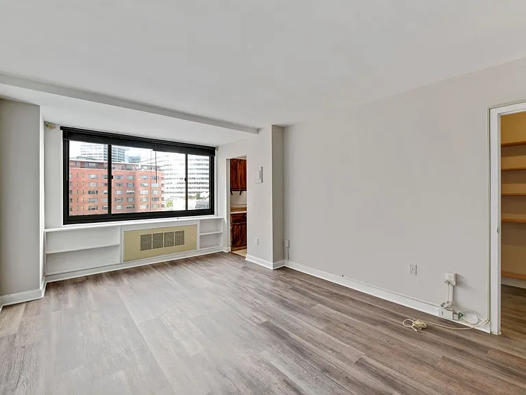 1021 Arlington Blvd #914 — Photo 7