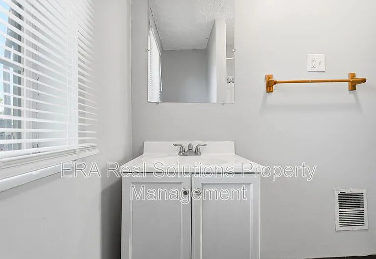 83 Lechner Ave — Photo 24