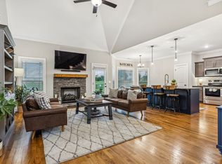 718 Walnut Grove Rd, Christiana, TN 37037