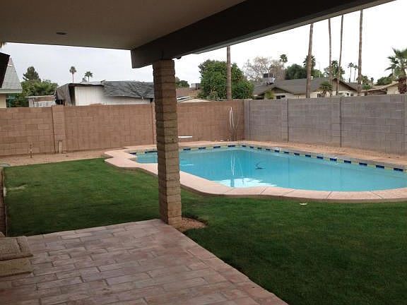 3rd image of 1919 E Alameda Dr #21133453