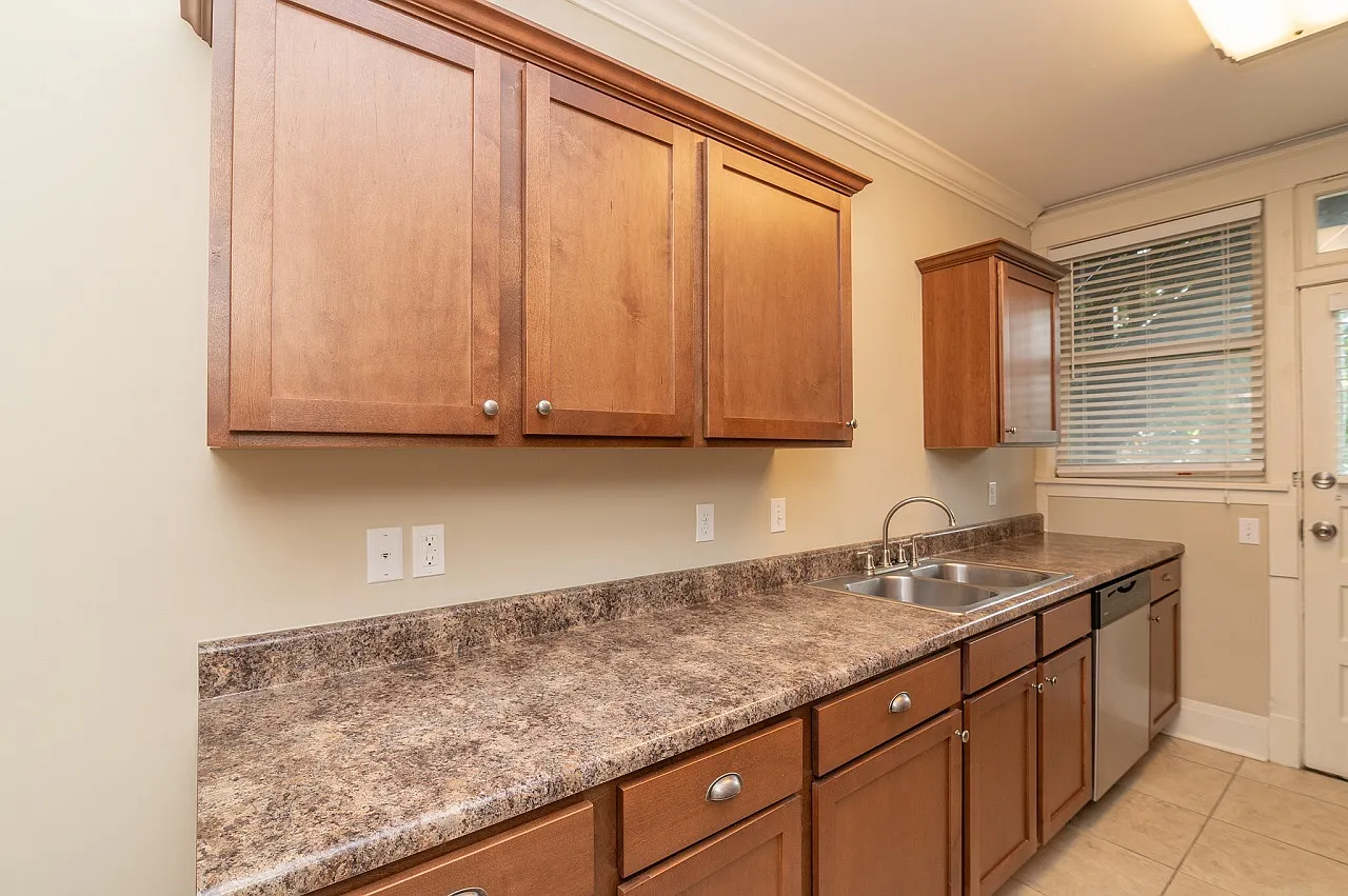 315 Washington Street — Photo 4