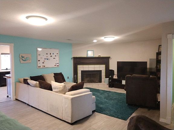 5th image of 1821 Angelina Dr