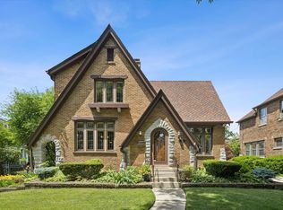 440 S Prospect Ave, Elmhurst, IL 60126