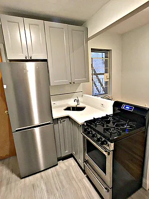 Rented by Mdays Realty | media 6