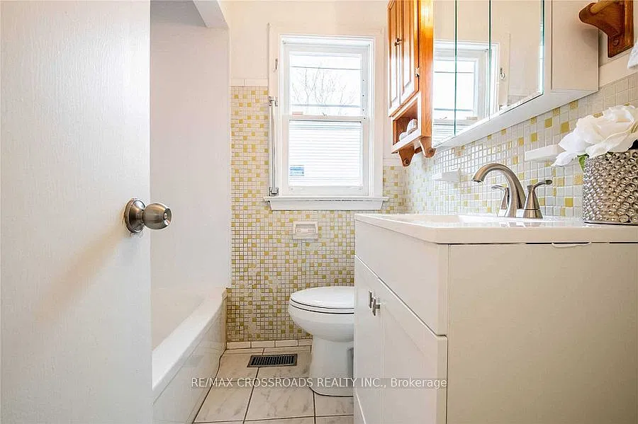 2 bed, $1,450 — Photo 2