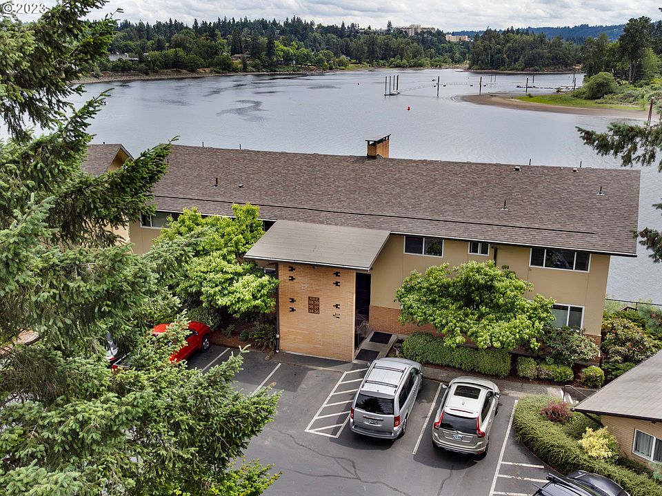 1st image of 1400 SE Lava Dr APT 35
