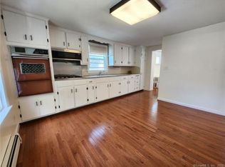 153 Pearl St, Middletown, CT 06457