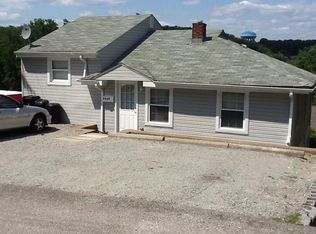 4529 Mollenauer St, Bethel Park, PA 15102