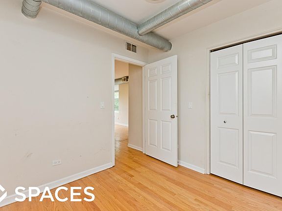 5th image of 2522 W Leland Ave #3