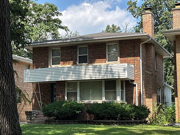 2nd image of 1704 W 103rd St