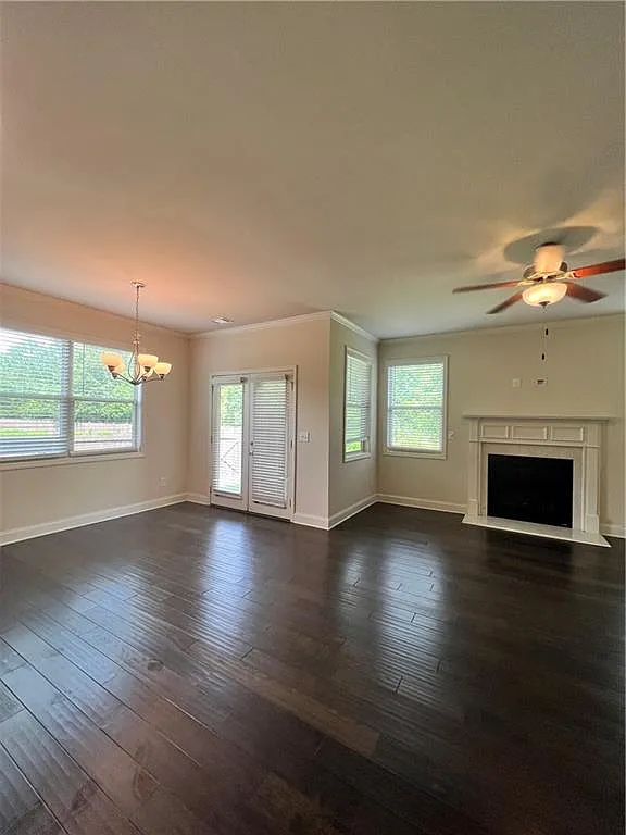 3 bed, 2.5 bath, 1811 sqft, $2,000 — Photo 3