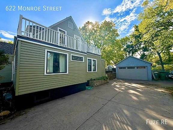 4th image of 622 Monroe St