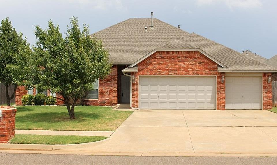 1st image of 13904 Agate Dr