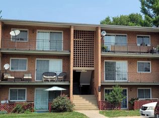 641 Waterloo Rd APT 321, Warrenton, VA 20186