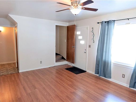 5th image of 3460 Ambert St
