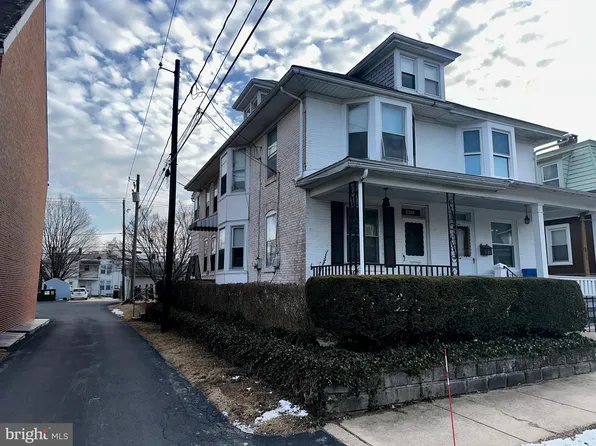 2214 Noble St, West Lawn, PA 19609