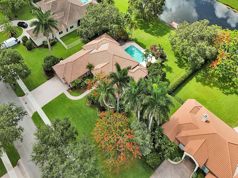 1st image of 10324 SW 26th Street