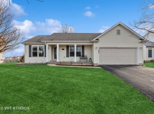 492 N Charles St, Cortland, IL 60112