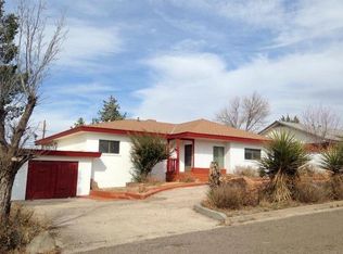 705 E Nations St, Alpine, TX 79830