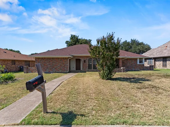 4243 Blackheath Rd, Dallas, TX 75227