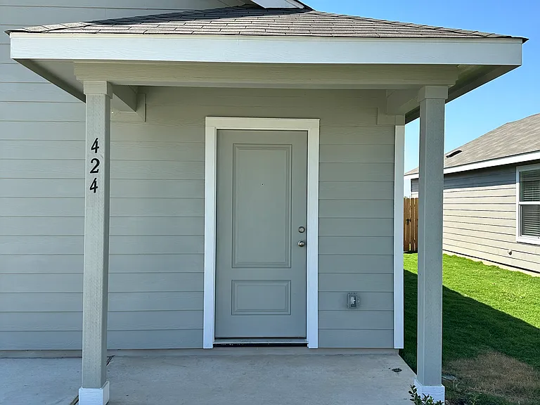 424 Texas Angel Way — Photo 2