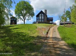 833 Duck Creek Rd, Sneedville, TN 37869