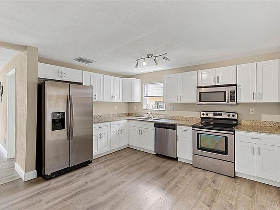 2nd image of 118 DAVID AVENUE