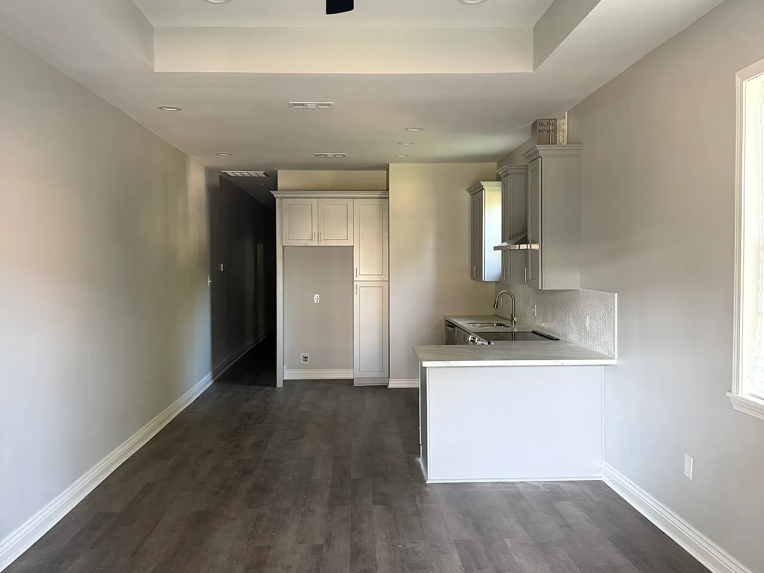 2 bed, 1164 sqft, $1,585 — Photo 3