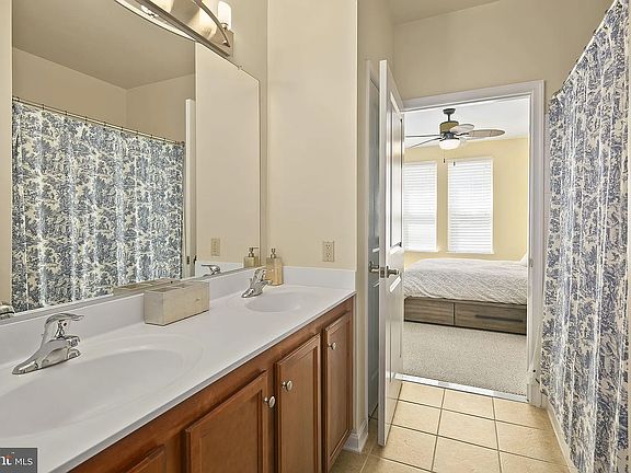 5th image of 2655 Prosperity Ave APT 108