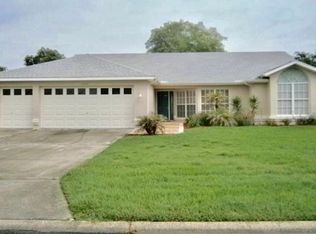 9389 Fox Hollow Ln, Weeki Wachee, FL 34613