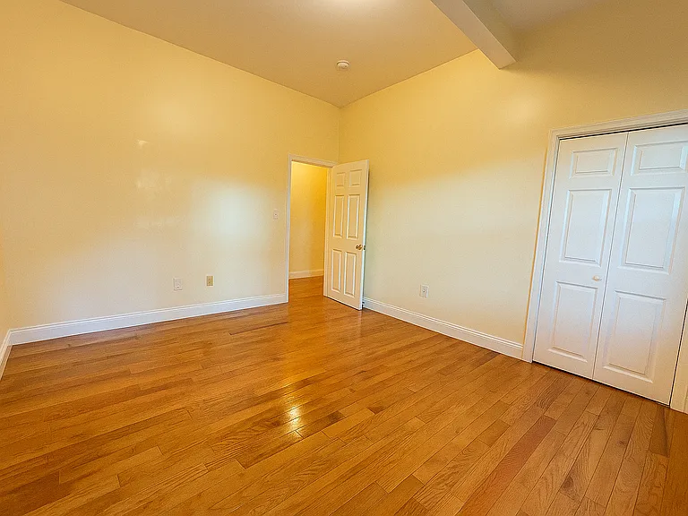 7 North Ave #1 — Photo 10