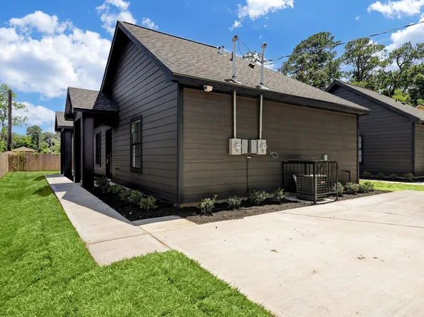 5622 Kittridge St, Houston, TX 77028