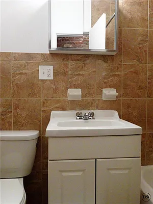 Rented by DSA Realty | media 40