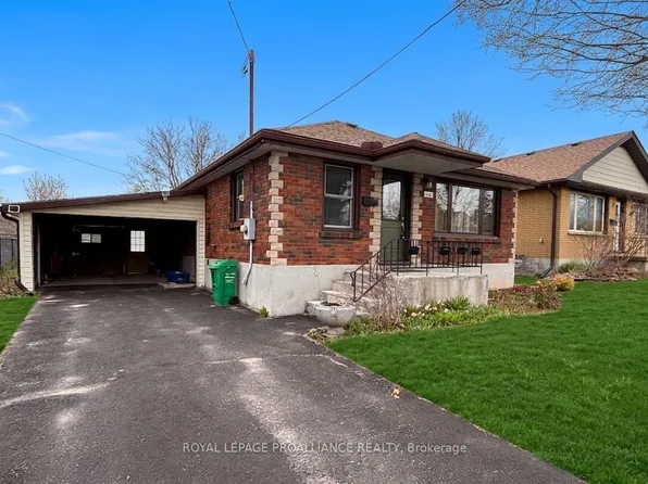 260 Bellevue St, Peterborough, ON K9H 5E5