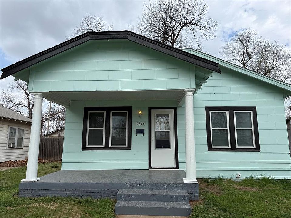 1st image of 2805 W Park Pl